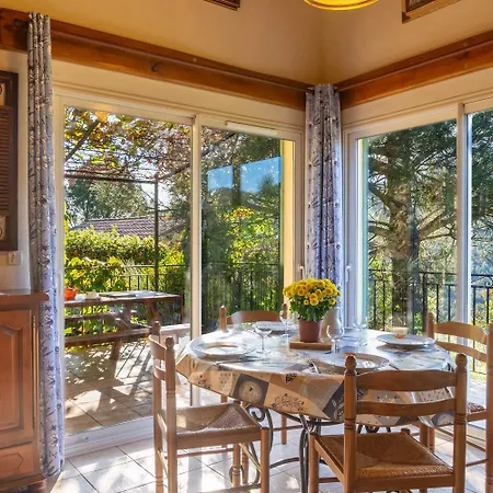 Holiday home Les Hauts De Maison Rouge Vialas